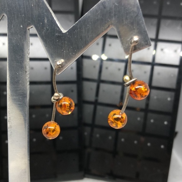 Vintage artisan handcrafted sterling silver amber earrings berry cluster bead - Picture 4 of 5